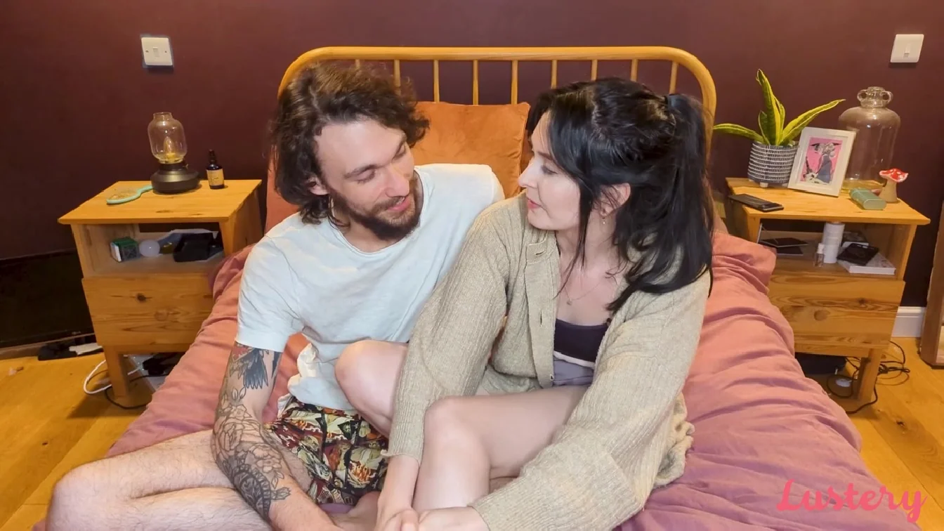 Lustery Eloise And Jamie Hot Hotter Hottest XXX